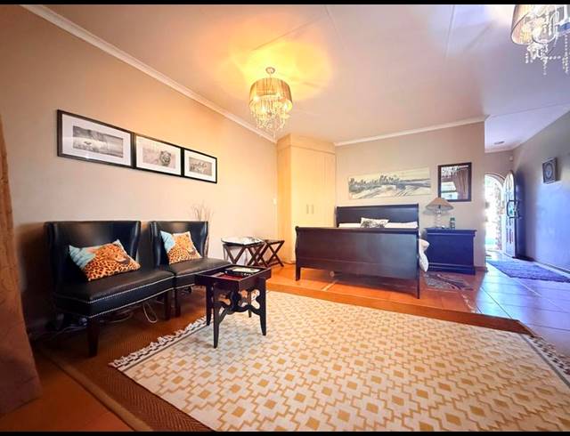 1 BEDROOM PROPERTY TO RENT IN WOODMEAD